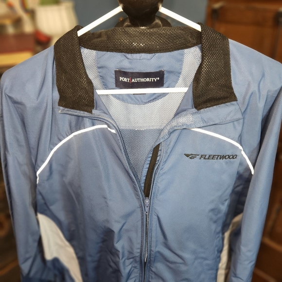 Port Authority Windbreaker, Fleetwood RV - Picture 2 of 8